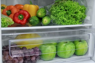 冰箱滋生細菌怎么辦？專家教你正確使用和清潔冰箱，兼談預包裝食品與散裝食品管理